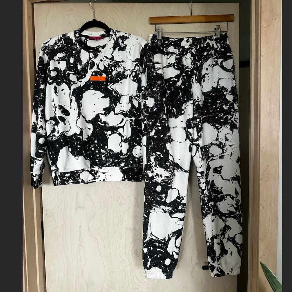 Teddy Fresh X Myfawnwy Marble Crewneck Sweater & Sweatpants Set